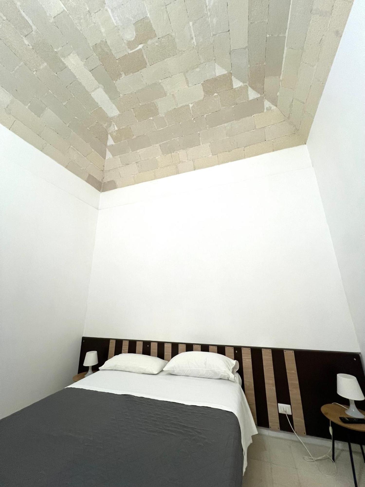 דירות טרפאני Cortile Bassi 185 מראה חיצוני תמונה