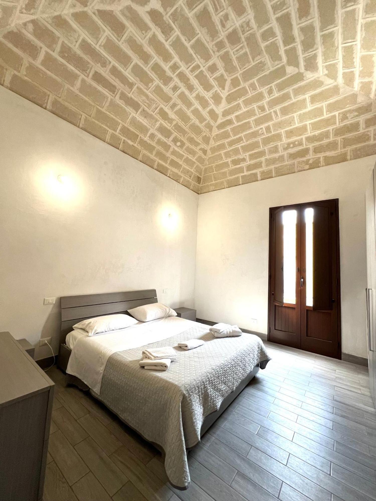 דירות טרפאני Cortile Bassi 185 מראה חיצוני תמונה