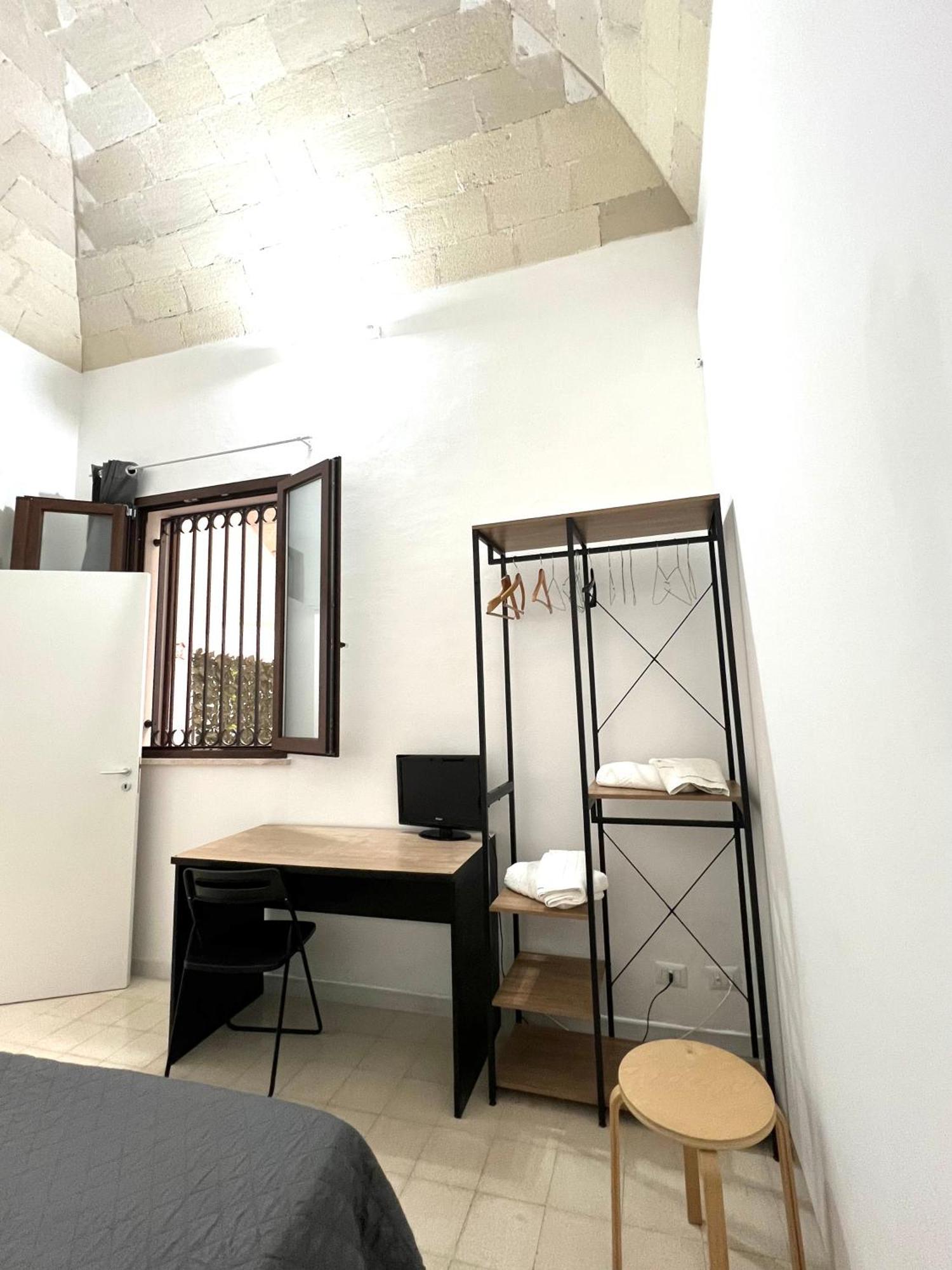 דירות טרפאני Cortile Bassi 185 מראה חיצוני תמונה